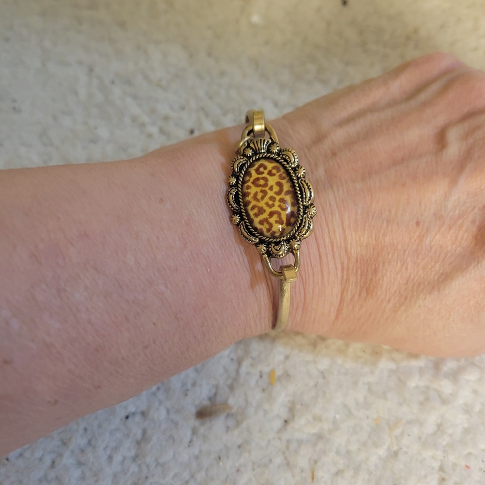 Boho Leopard Print Cabochon Bangle Bracelet Feather Turquoise Bead Gold Tone